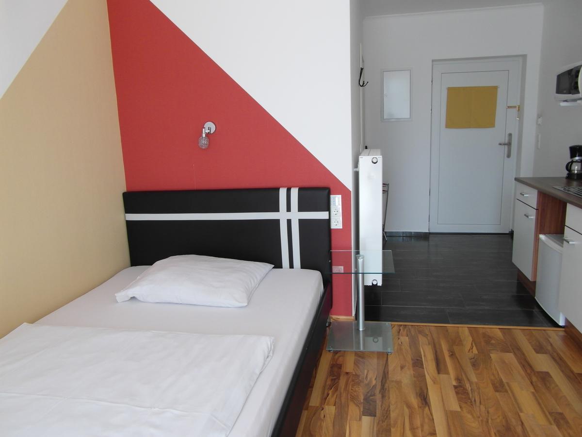 Hotel Am Donaubogen Sarching Екстер'єр фото