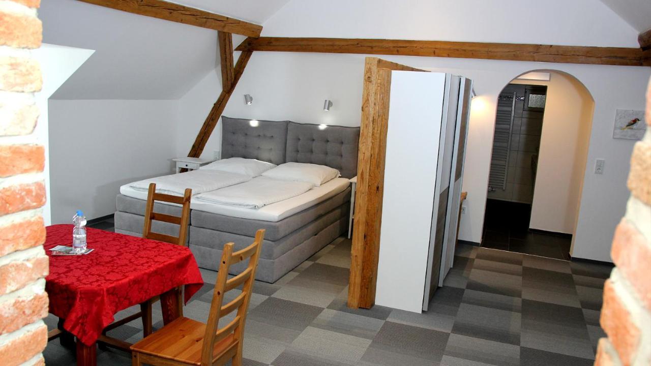 Hotel Am Donaubogen Sarching Екстер'єр фото